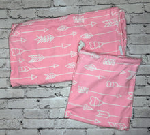 Load image into Gallery viewer, Dodo Babies: Pink Arrow Nursing Cover + Travel Bag
