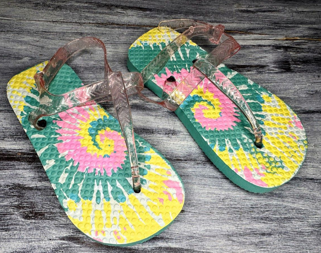 Tie Dye Flip Flops- 9/10c
