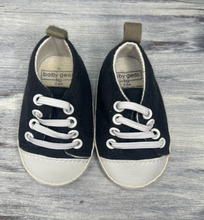 Load image into Gallery viewer, Baby Gear: Football Soft Shoe - 3/6m
