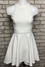 Load image into Gallery viewer, Windsor Dress- (S)
