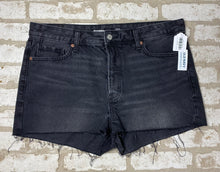 Load image into Gallery viewer, Old Navy Hi-Rise Shorts NEW!- (Size 14)
