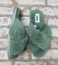 Load image into Gallery viewer, Easy Spirit Slippers NEW!- (Size 9.5/10.5)
