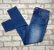 Load image into Gallery viewer, Astor Denim Skinny- (Size 5)
