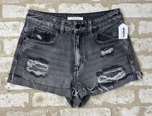 Load image into Gallery viewer, Pacsun Mom Short- (Size 26&quot;)
