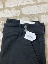 Load image into Gallery viewer, American Eagle Hi-Rise NEW!- (Size 14)
