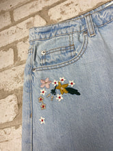 Load image into Gallery viewer, Garage Embroiderd Skirt NEW!- (Size M/27&quot;)
