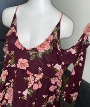 Load image into Gallery viewer, American Eagle Open Shoulder- (M)
