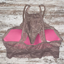 Load image into Gallery viewer, VS PINK Lace Bralette- (M)
