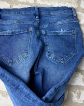 Load image into Gallery viewer, Kensie Hi-Rise Skinny- (Size 4)
