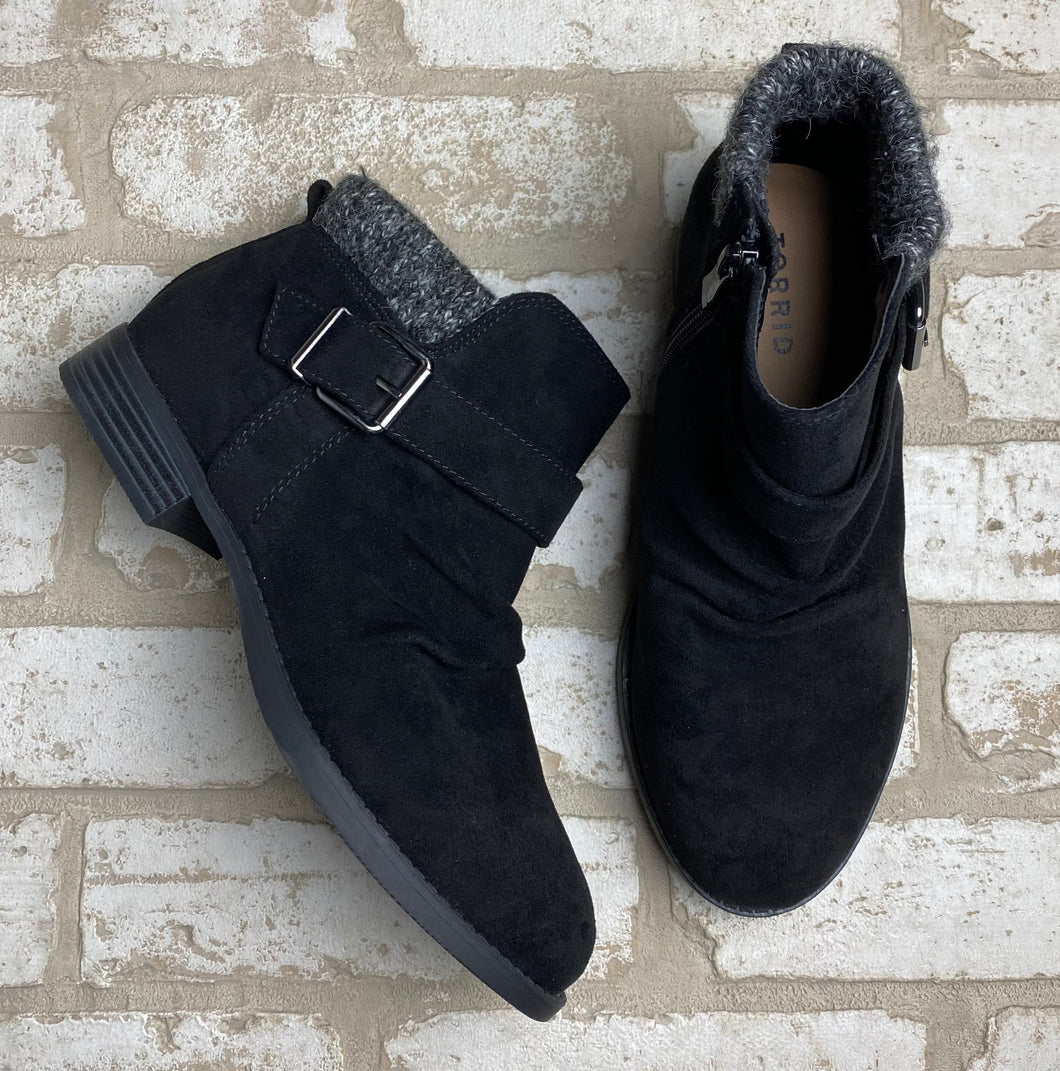 Torrid Boots- (Size 6.5)