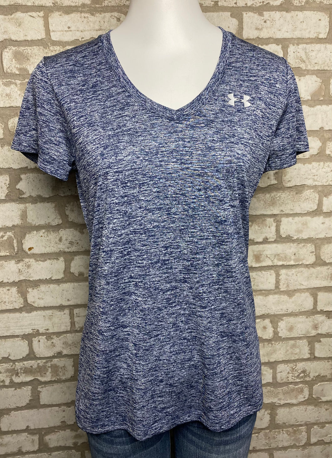 Under Armour Loose Fit- (S)